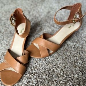 Womens Fioni Brown Wedge
